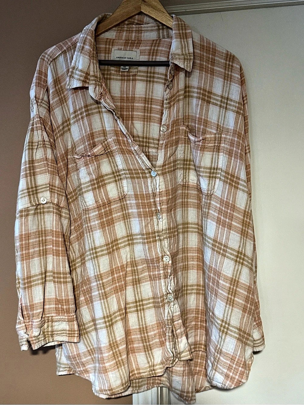 American Eagle AE Oversized Plaid Button-Up Shirt Pink & White Large